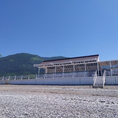 غاغرا Guesthouse Mira المظهر الخارجي الصورة