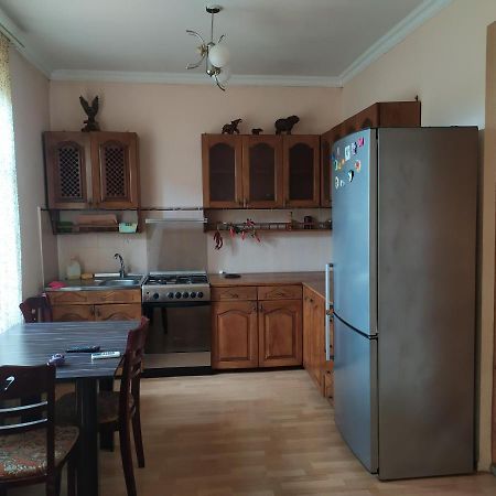 غاغرا Guesthouse Mira المظهر الخارجي الصورة
