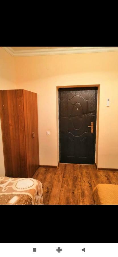 غاغرا Guesthouse Mira المظهر الخارجي الصورة