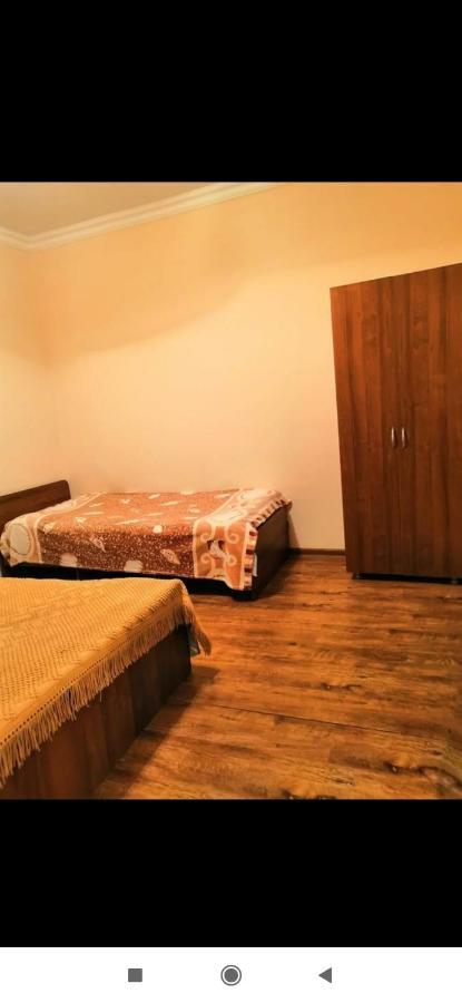 غاغرا Guesthouse Mira المظهر الخارجي الصورة