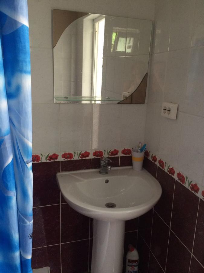 غاغرا Guesthouse Mira المظهر الخارجي الصورة